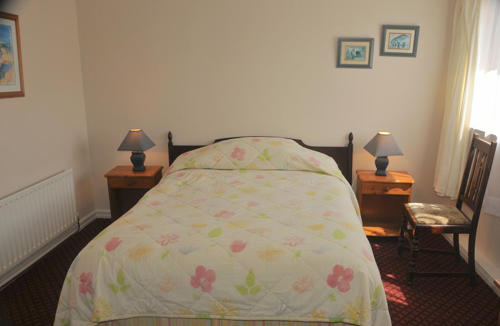 Cornamona Mellottes B&B الغرفة الصورة